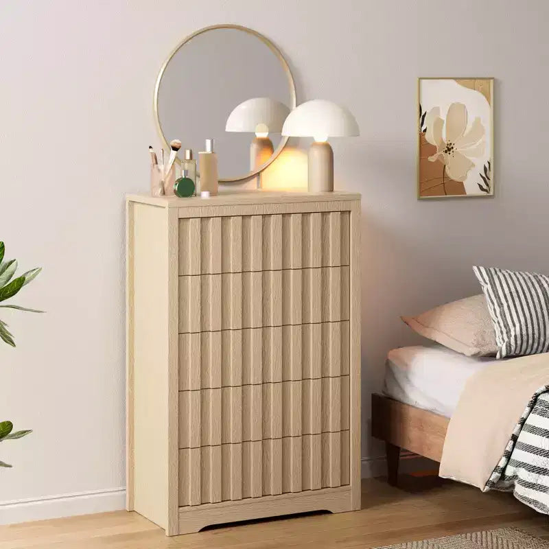 Comodino a 5 cassetti per camera da letto - Cassettiera moderna di metà secolo, comodino alto in legno, tavolino scanalato a righe, sicurezza migliorata