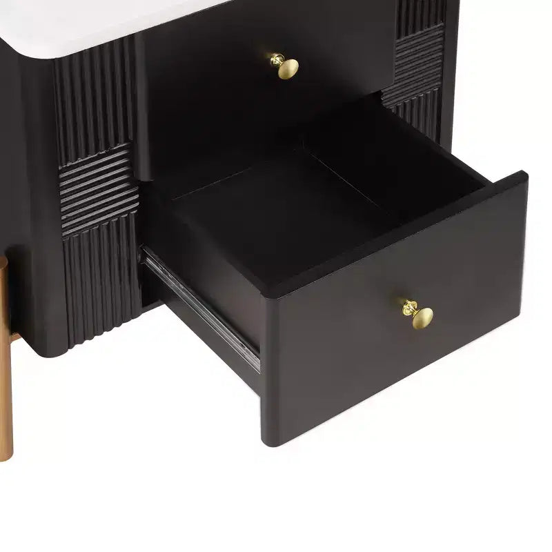 Comodino Moderno Minimalista con 2 Cassetti – Gambe e Maniglie in Metallo Dorato, Design Testurizzato