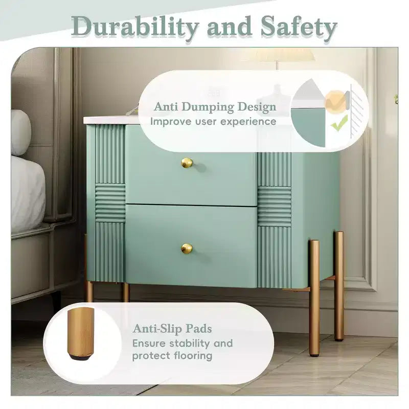Comodino Moderno Minimalista con 2 Cassetti – Gambe e Maniglie in Metallo Dorato, Design Testurizzato