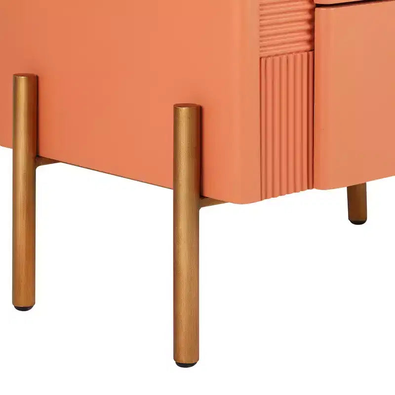 Comodino Moderno Minimalista con 2 Cassetti – Gambe e Maniglie in Metallo Dorato, Design Testurizzato