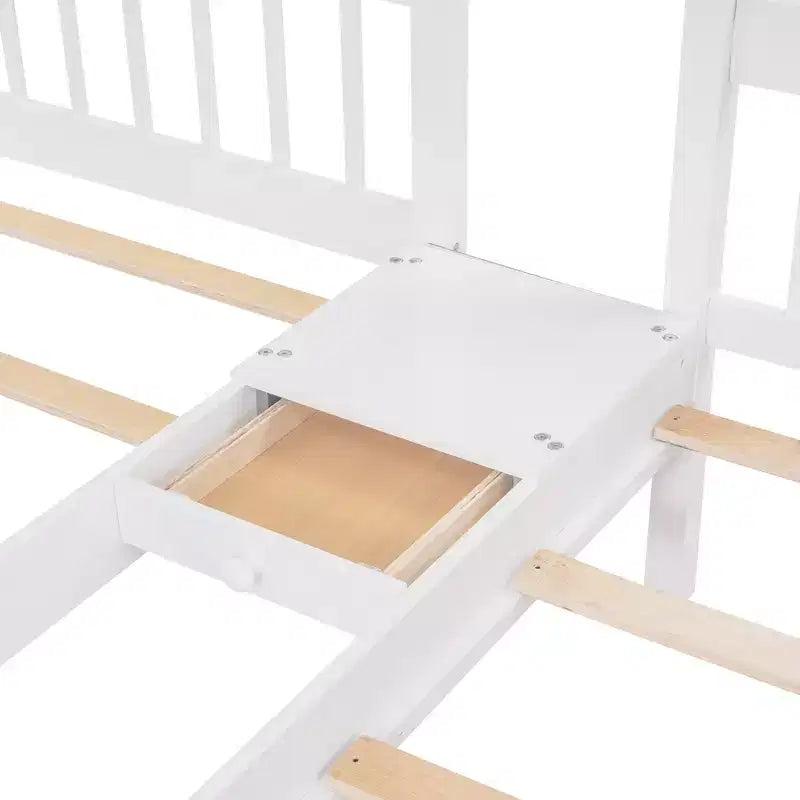 Letto a castello triplo con scala contenitore, 3 posti letto, legno di pino – Matrimoniale, singolo e singolo